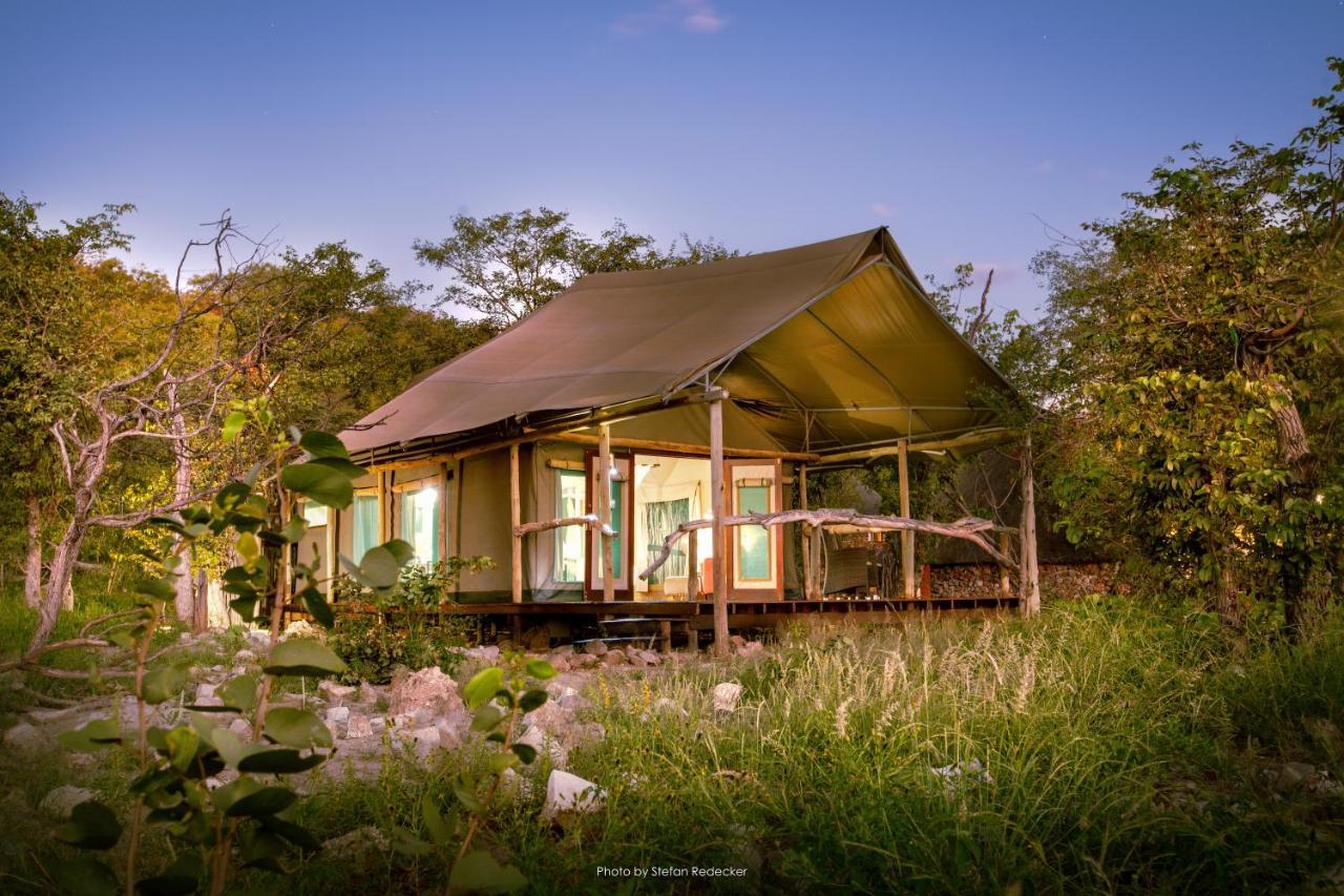Ongava Tented Camp Okaukuejo Exterior foto