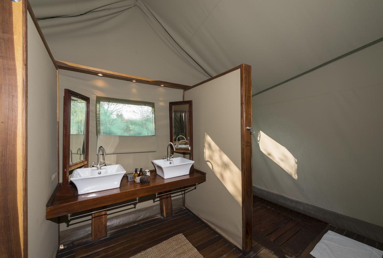 Ongava Tented Camp Okaukuejo Exterior foto
